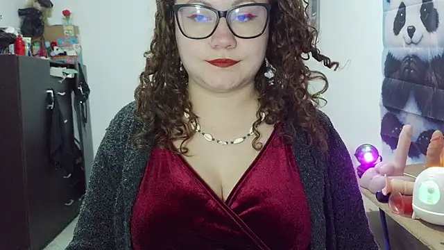 curly_greeneyed (F young) - Get Naked!!!