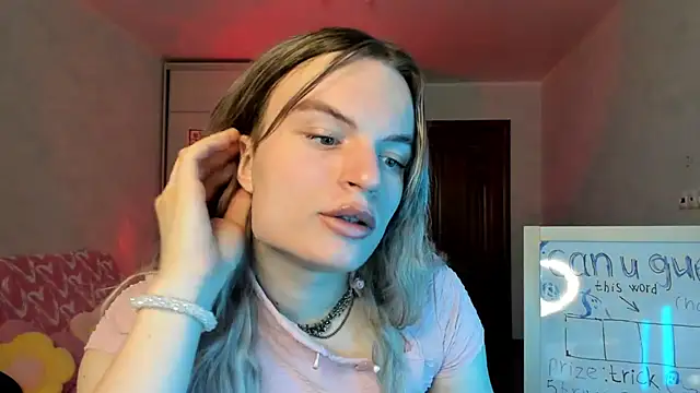 milliKira006 webcam