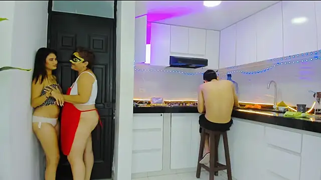 royalgirls_x webcam