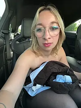 Giuliana_baby webcam