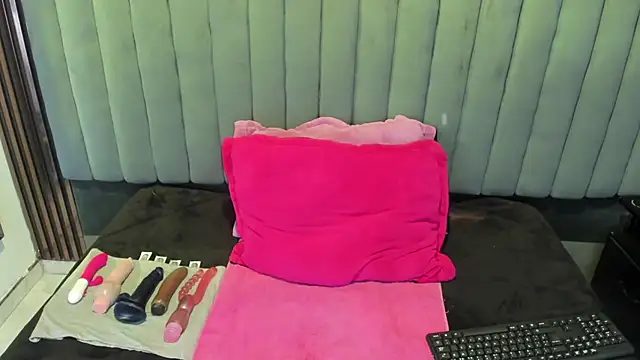 alaha_evans webcam