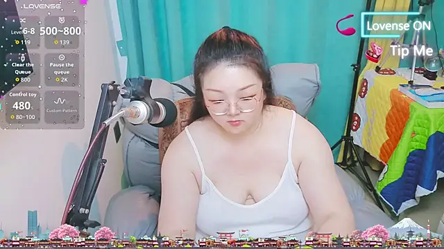 AngelwithEcup webcam