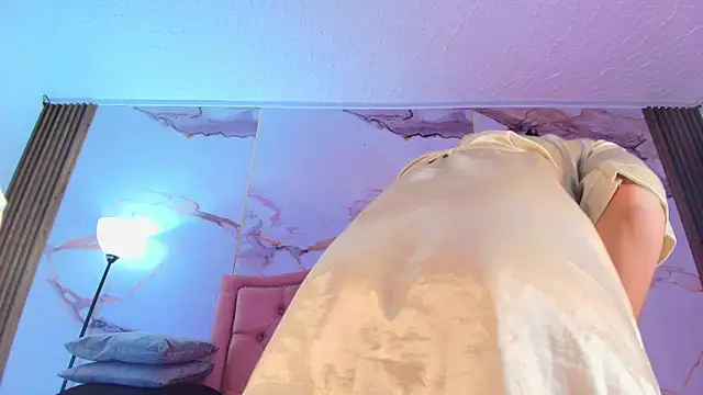 AlyaThompson webcam