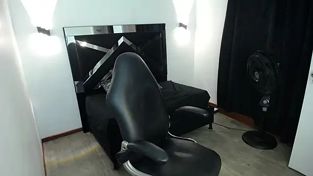 MarianaRojas_ webcam