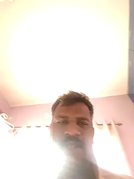 paramkeerthi - Paramkeerthi's free webcam - UK Sex Cams