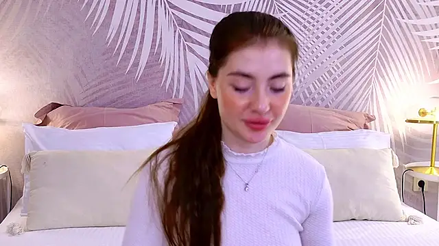 Emily_Less webcam