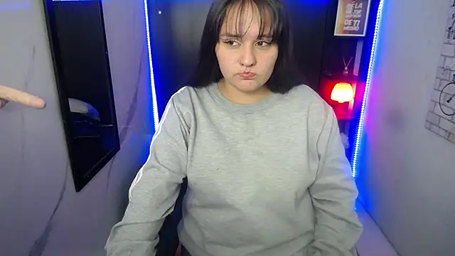 emili_rey webcam