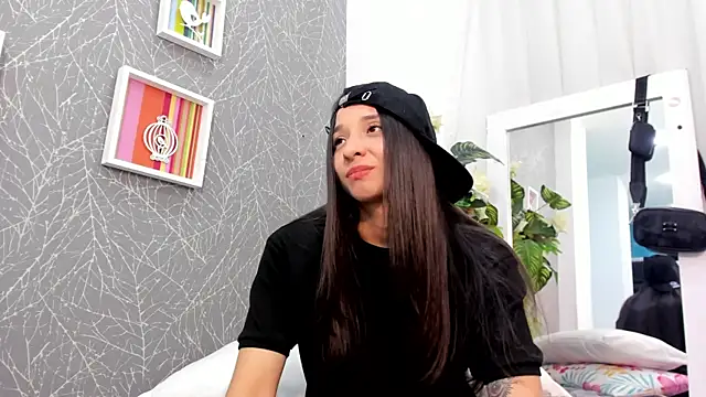 ViictoriiaSaenz webcam