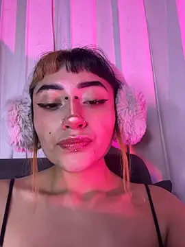 baby_akuma webcam