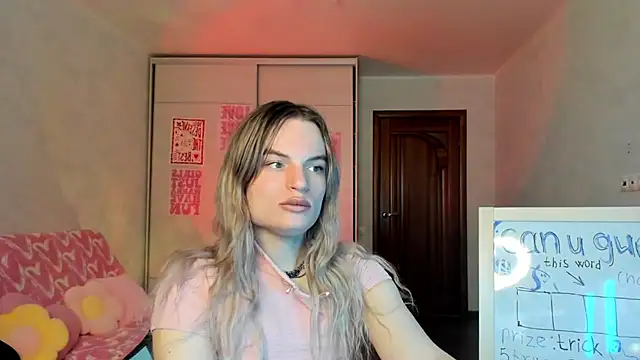 milliKira006 webcam