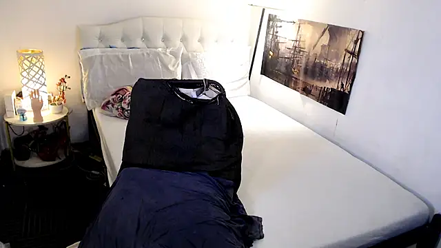 NinaDOM4CUM webcam