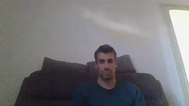 JulioIsHere4you webcam