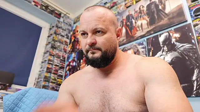 Muscle_Bear webcam