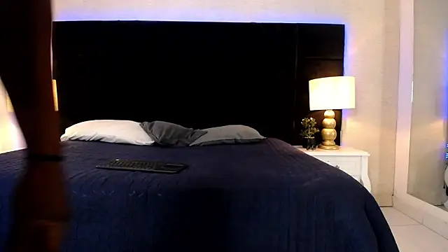 SkylerBigxxx webcam