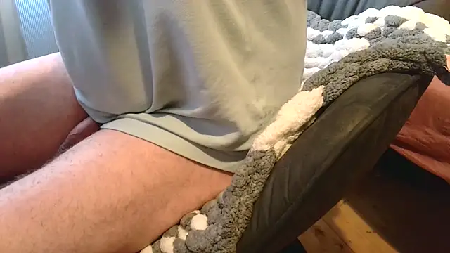T0Yforeskin webcam
