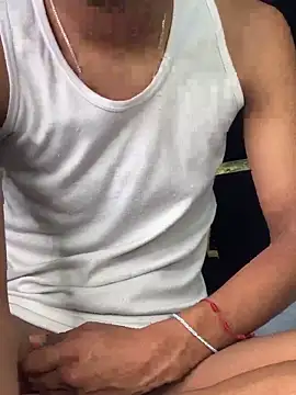 Emiliano_Reyes webcam