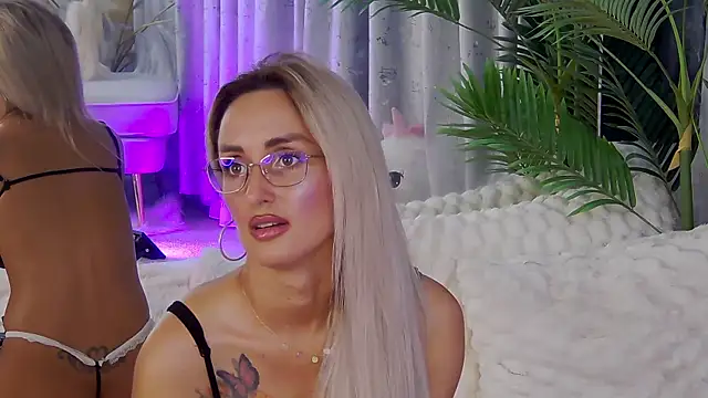IsabelleEthan webcam