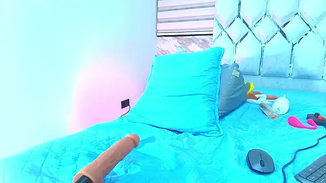 cataleya_ebony_ webcam