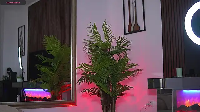 Abbela_White webcam