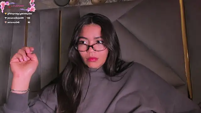 KimDevinne webcam