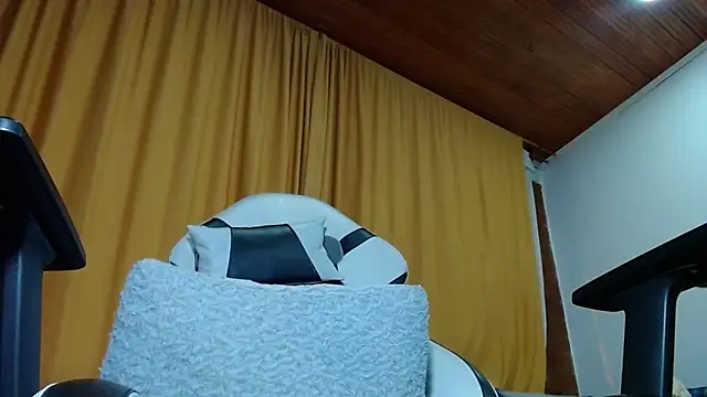 sebastian_horny webcam
