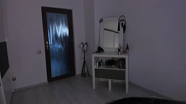 ScarlettJakobs webcam