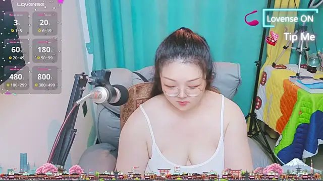 AngelwithEcup webcam