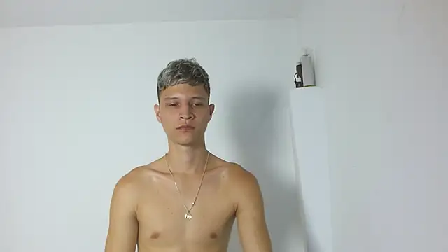 Twinkcock22 webcam
