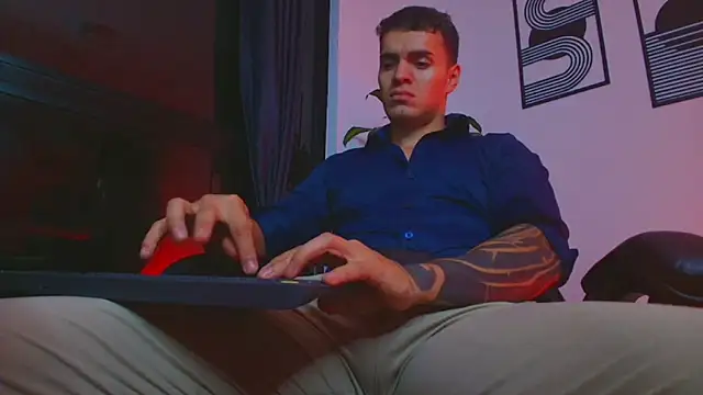 ALPHA_DOMINUS_ webcam