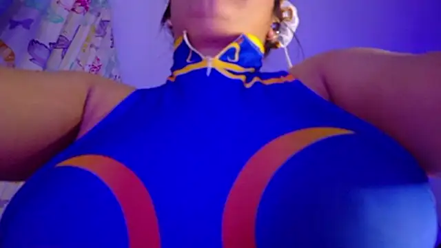 NicolleTaylor webcam