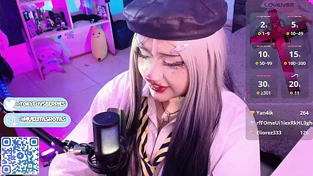 toky_doll webcam