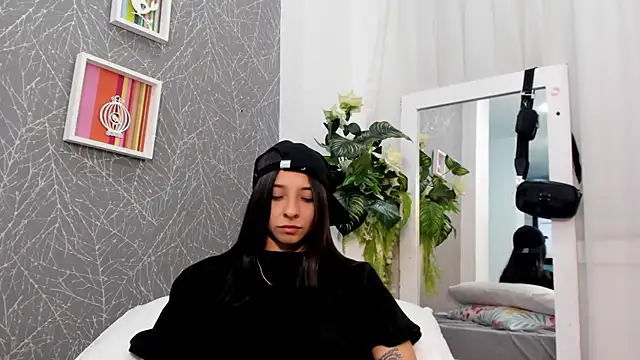 ViictoriiaSaenz webcam