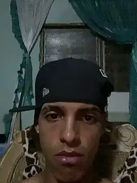 Aleexxx_2005 webcam