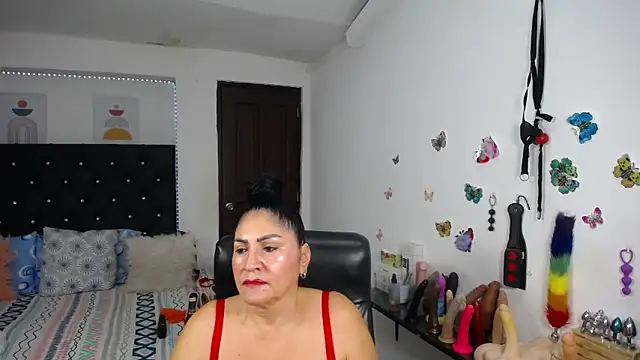 mature_bigboobs10 webcam