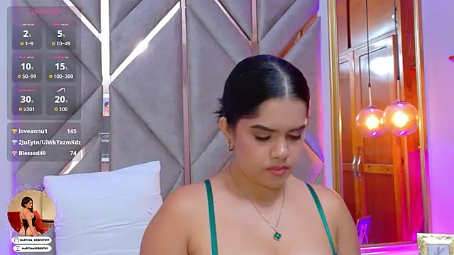 Martina-Roberts- webcam