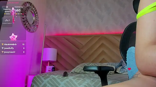 _carla_rosee webcam