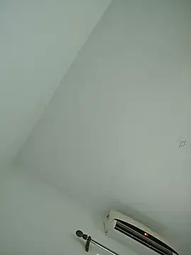 NakedMILFx webcam
