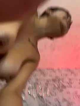 Lili__taylor webcam
