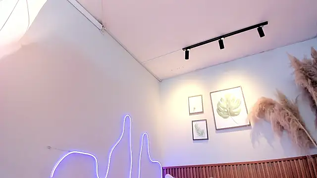 MIAROGGERSS webcam