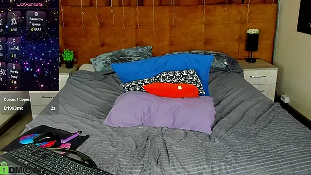 Miss_Shanel webcam