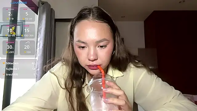 kamila_18_french webcam