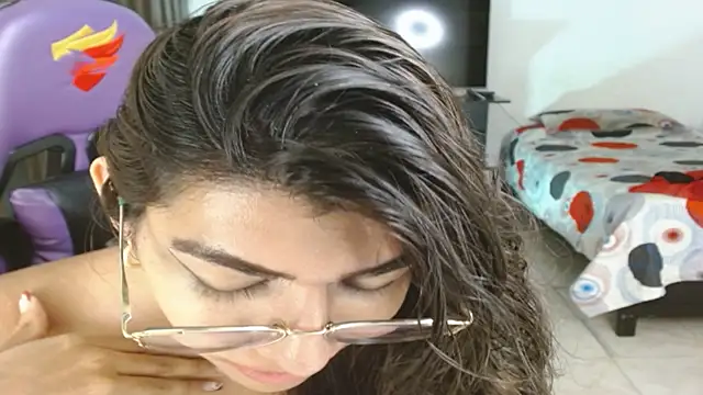Alanni_parker webcam