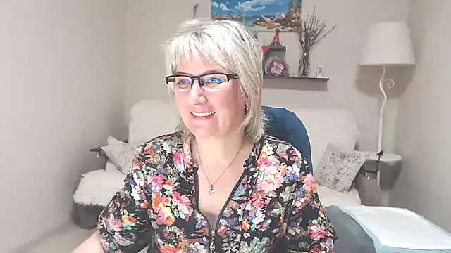 FleurMays webcam