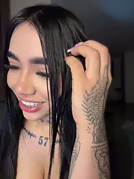 Nickiiiii webcam