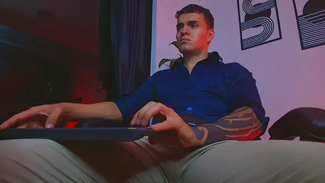 ALPHA_DOMINUS_ webcam