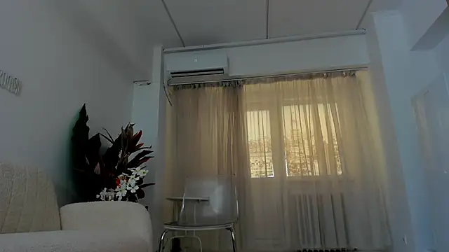 RachellRavee webcam