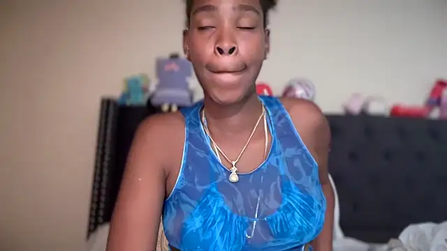 Cum2Charm webcam
