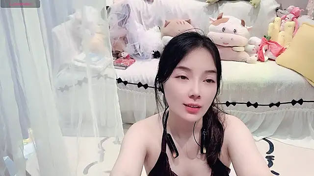 AKiKi711 webcam