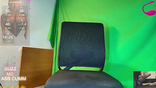 hot_black3 webcam
