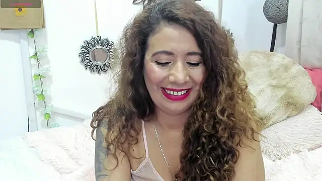 gabyy_lovee webcam